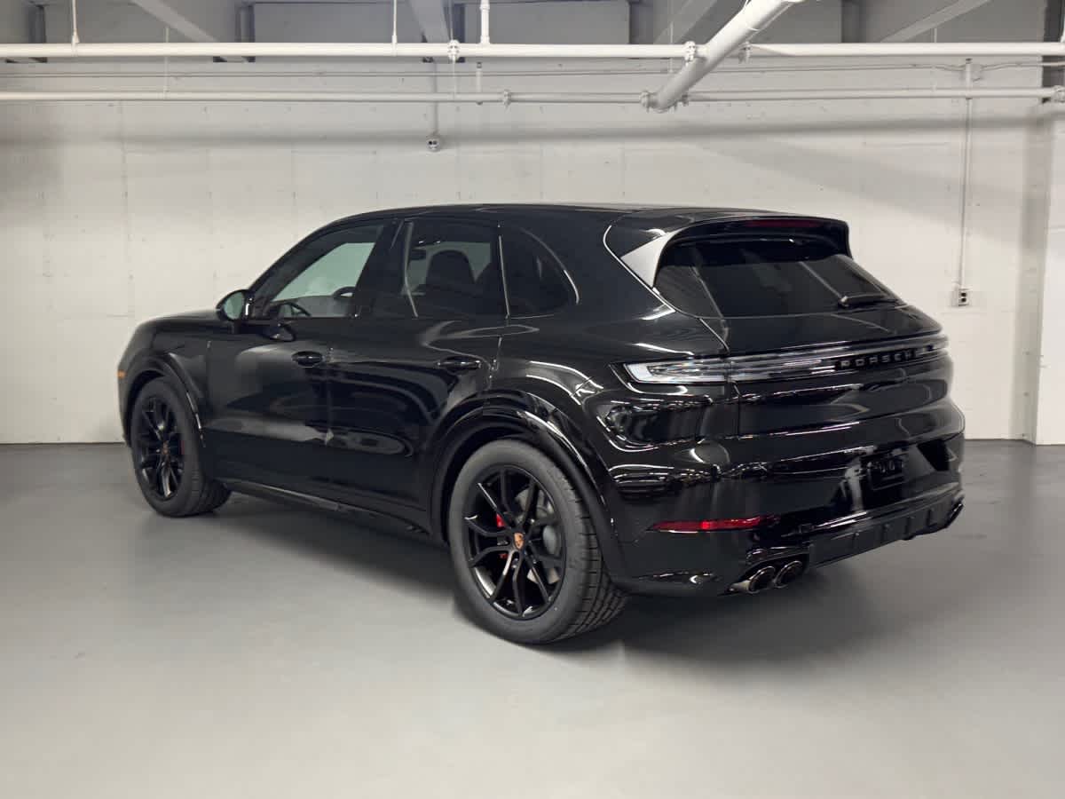 new 2026 Porsche Cayenne car