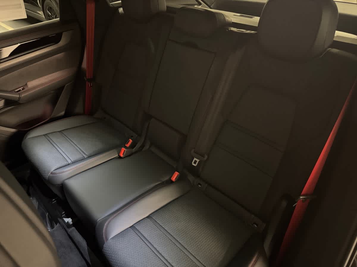 new 2026 Porsche Cayenne car