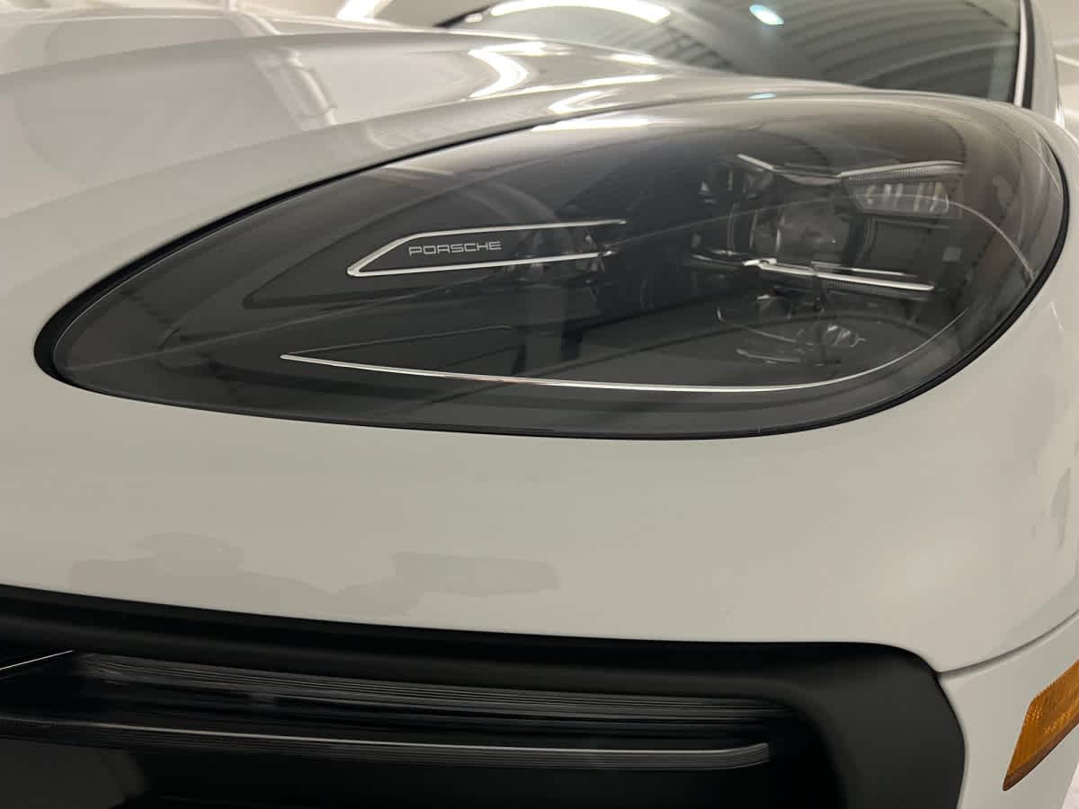 new 2026 Porsche Macan car