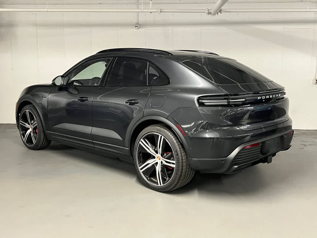 new 2026 Porsche Macan car