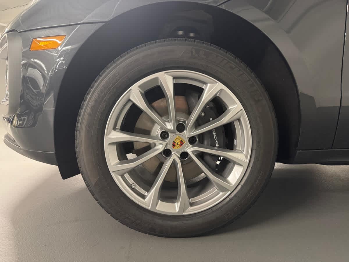 new 2026 Porsche Macan car