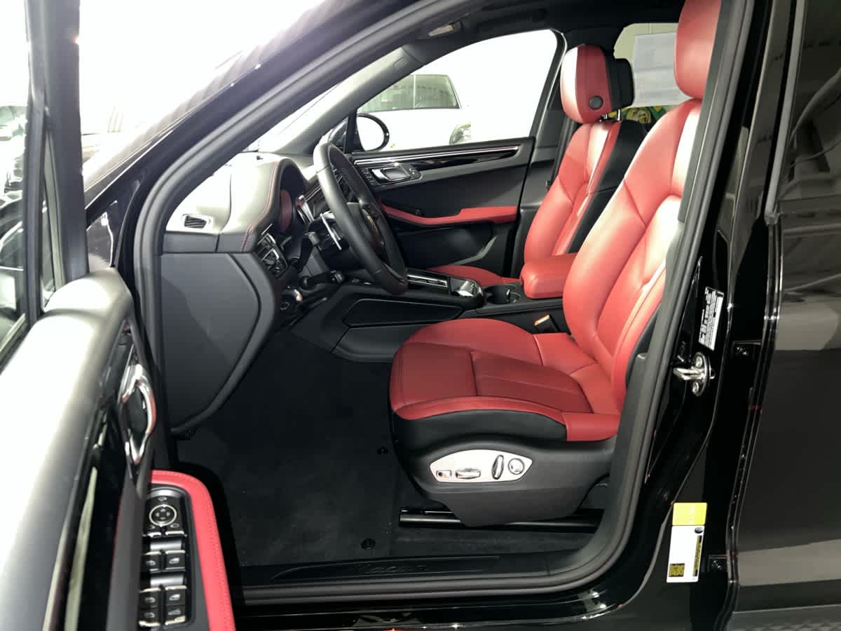 new 2026 Porsche Macan car