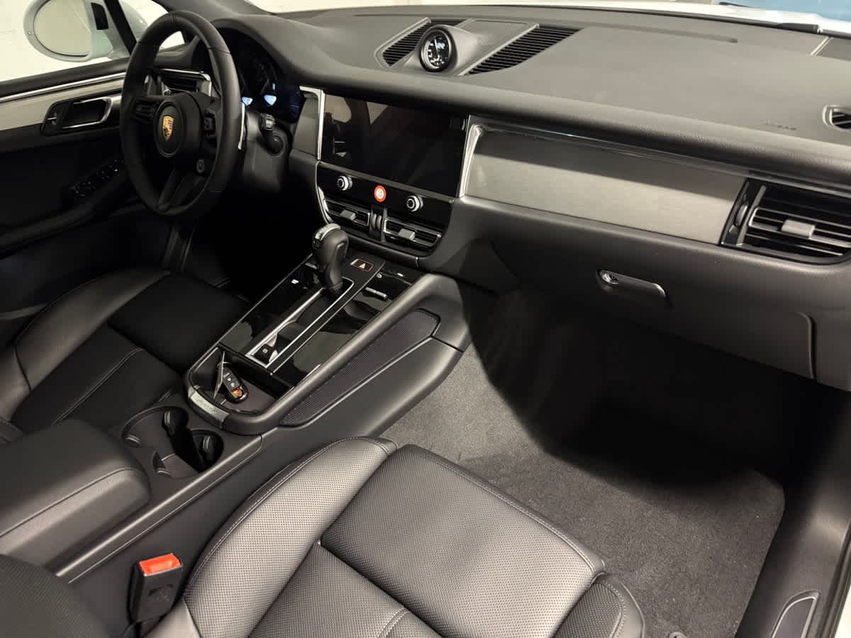 new 2026 Porsche Macan car