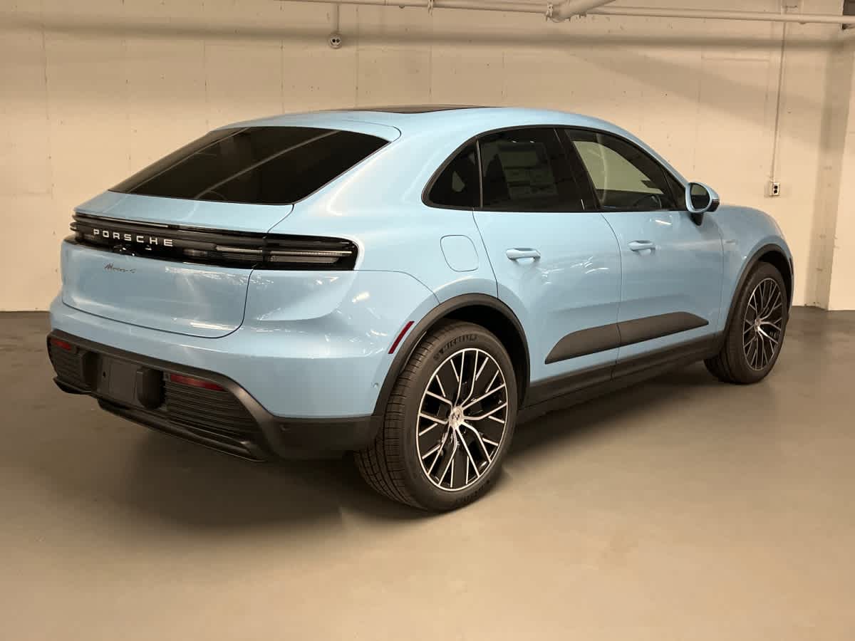new 2026 Porsche Macan car