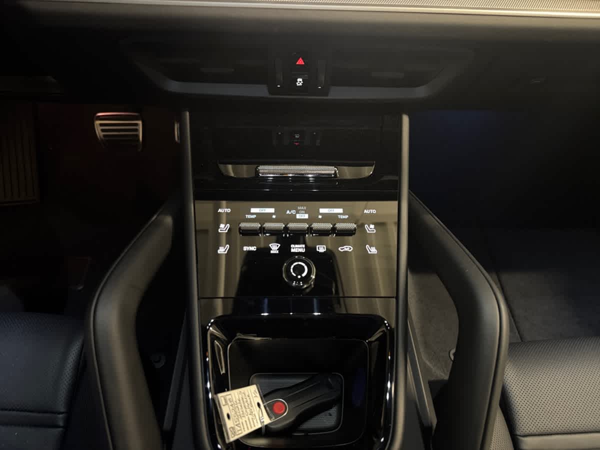 new 2026 Porsche Cayenne car