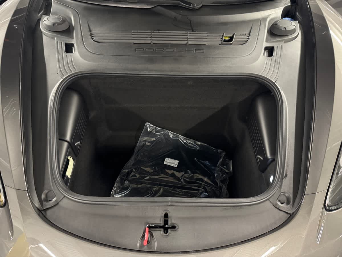 new 2025 Porsche 718 Cayman car