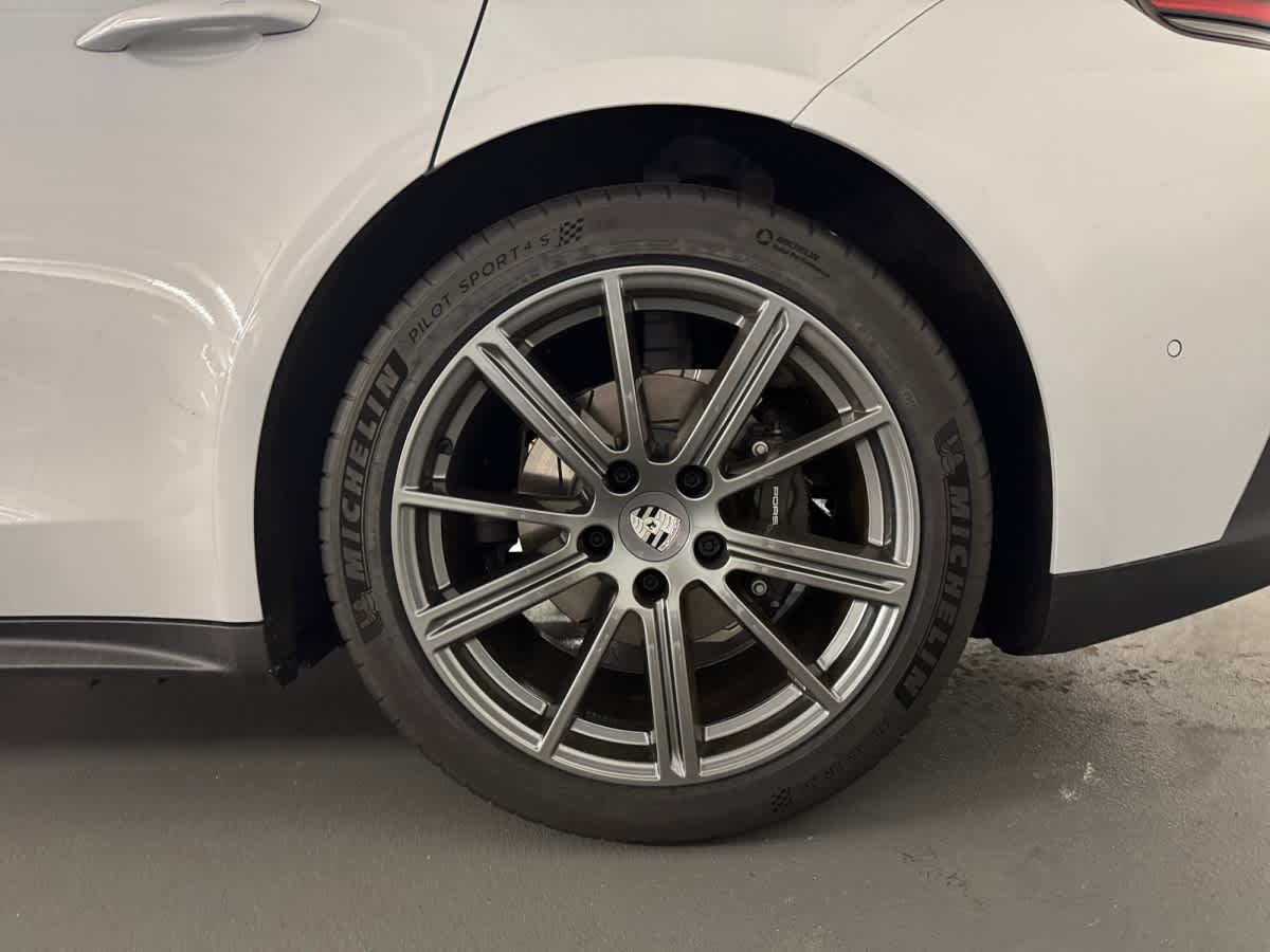 new 2026 Porsche Panamera car