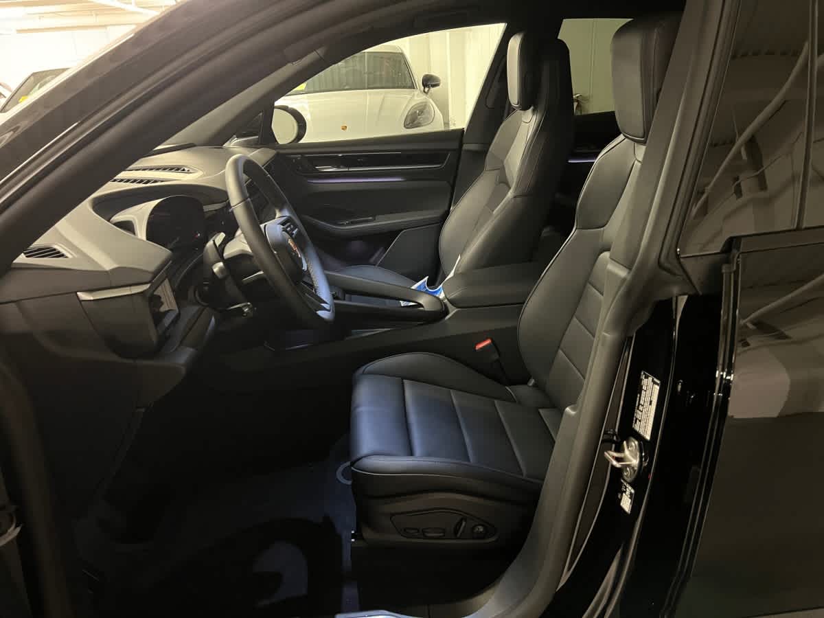 new 2026 Porsche Macan car