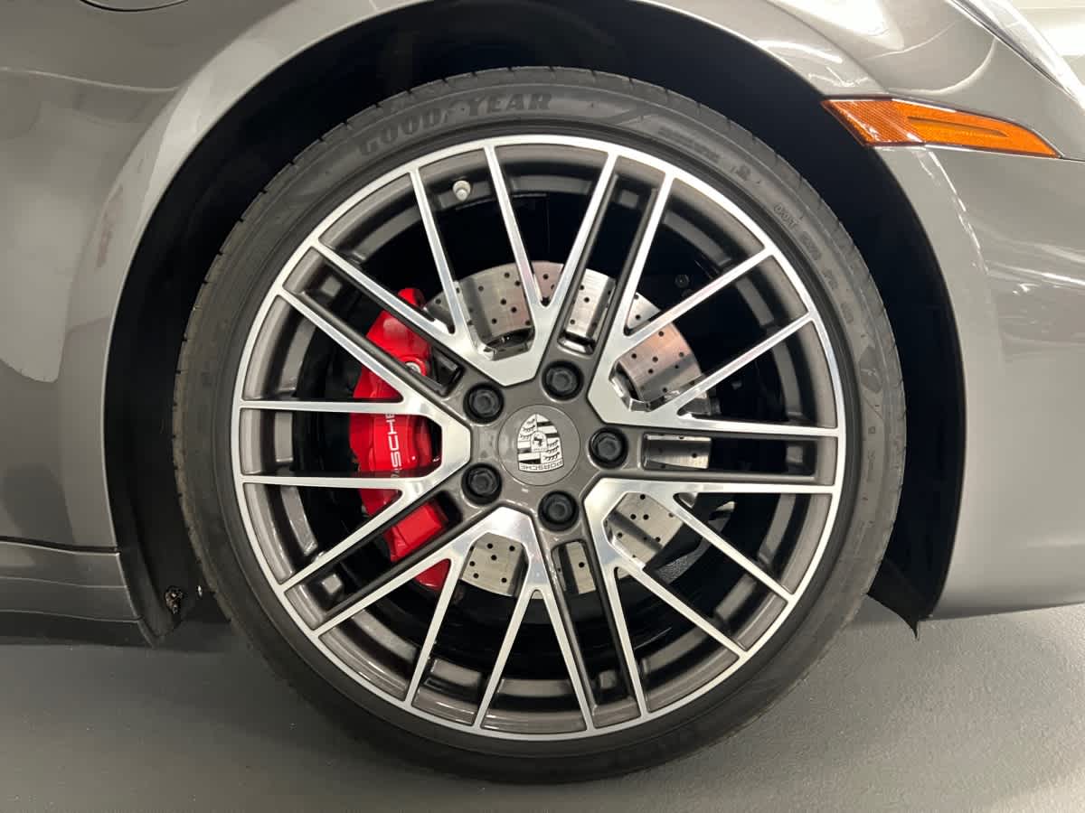 used 2022 Porsche 911 car, priced at $184,998