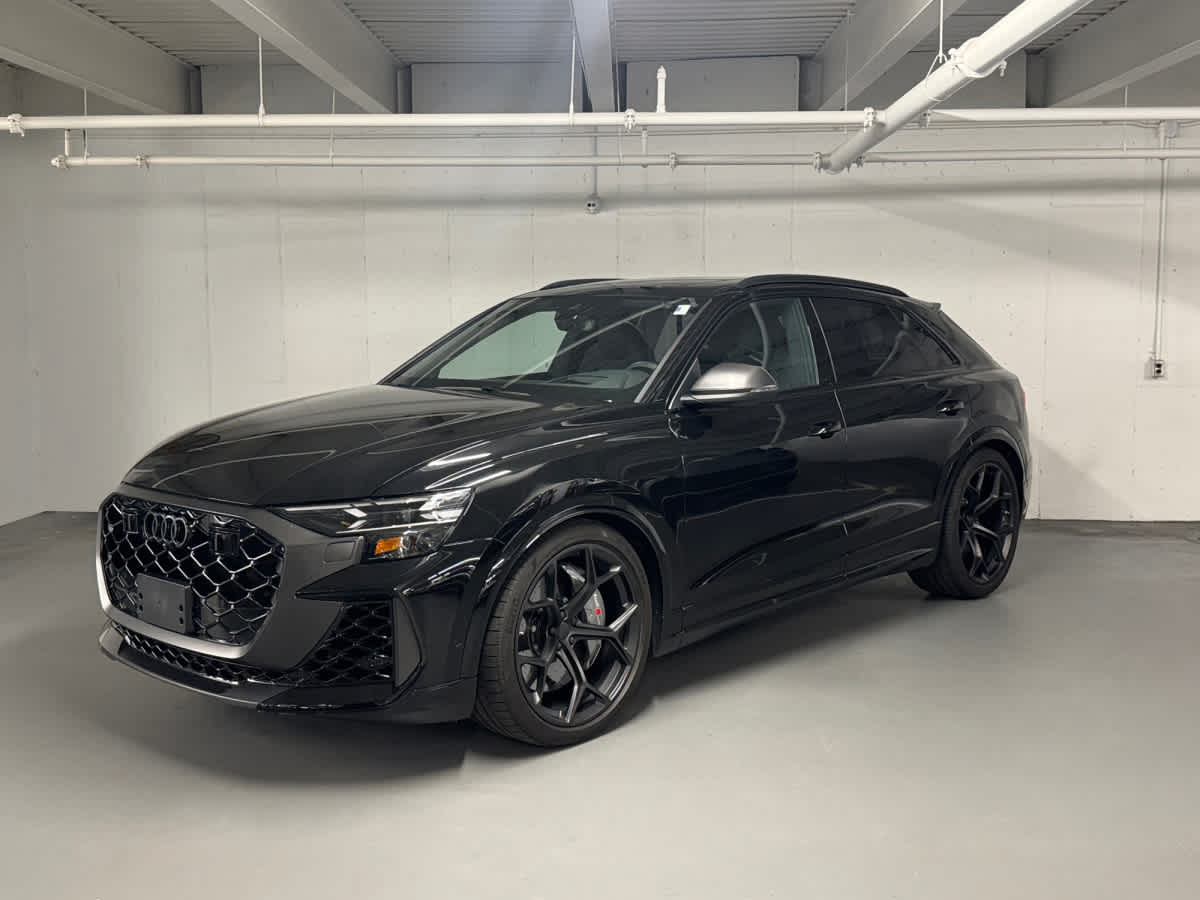 2026 Audi RS Q8 -'s photo