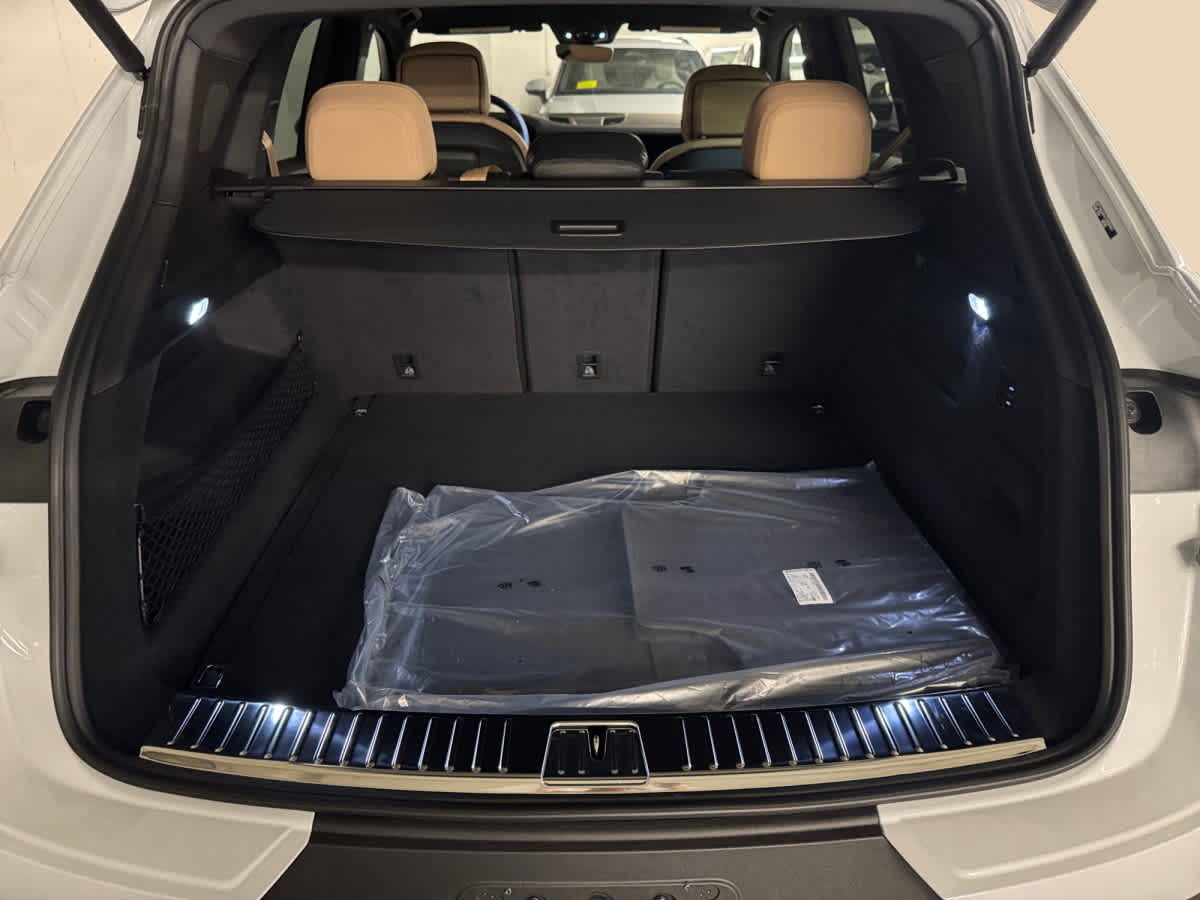 new 2026 Porsche Cayenne car