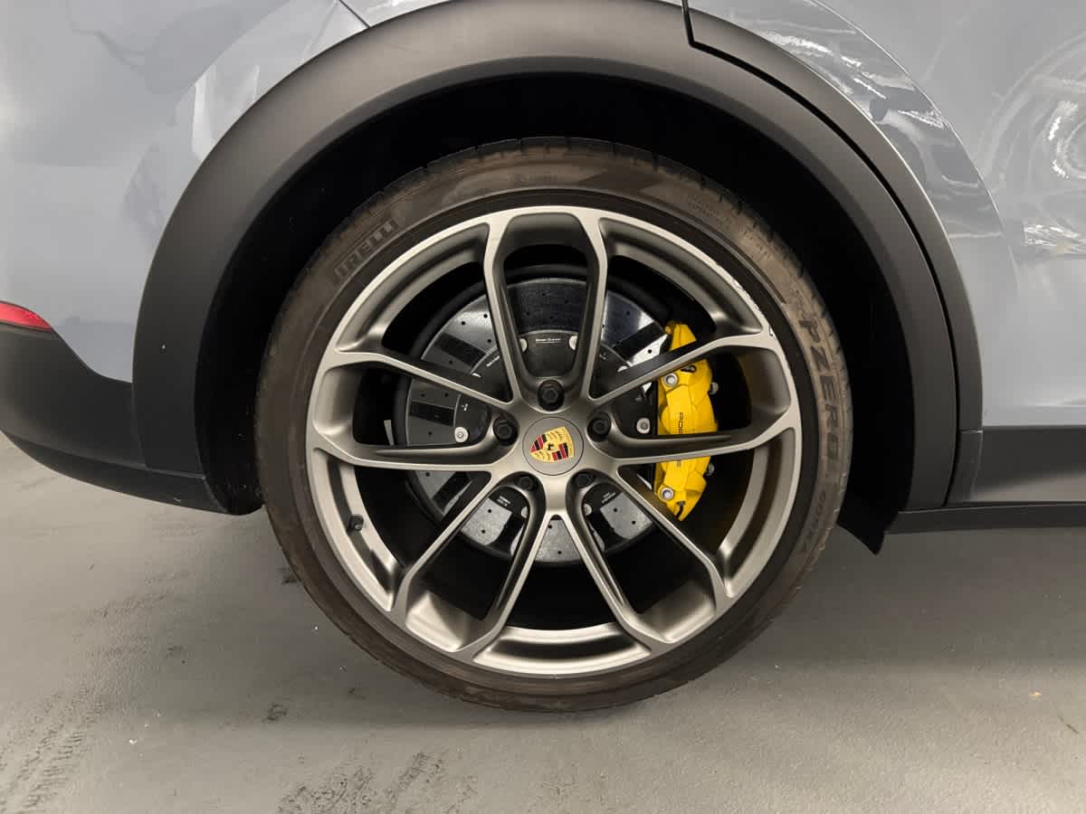 used 2022 Porsche Cayenne car, priced at $139,998
