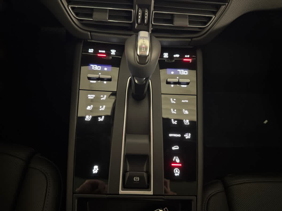 new 2026 Porsche Macan car
