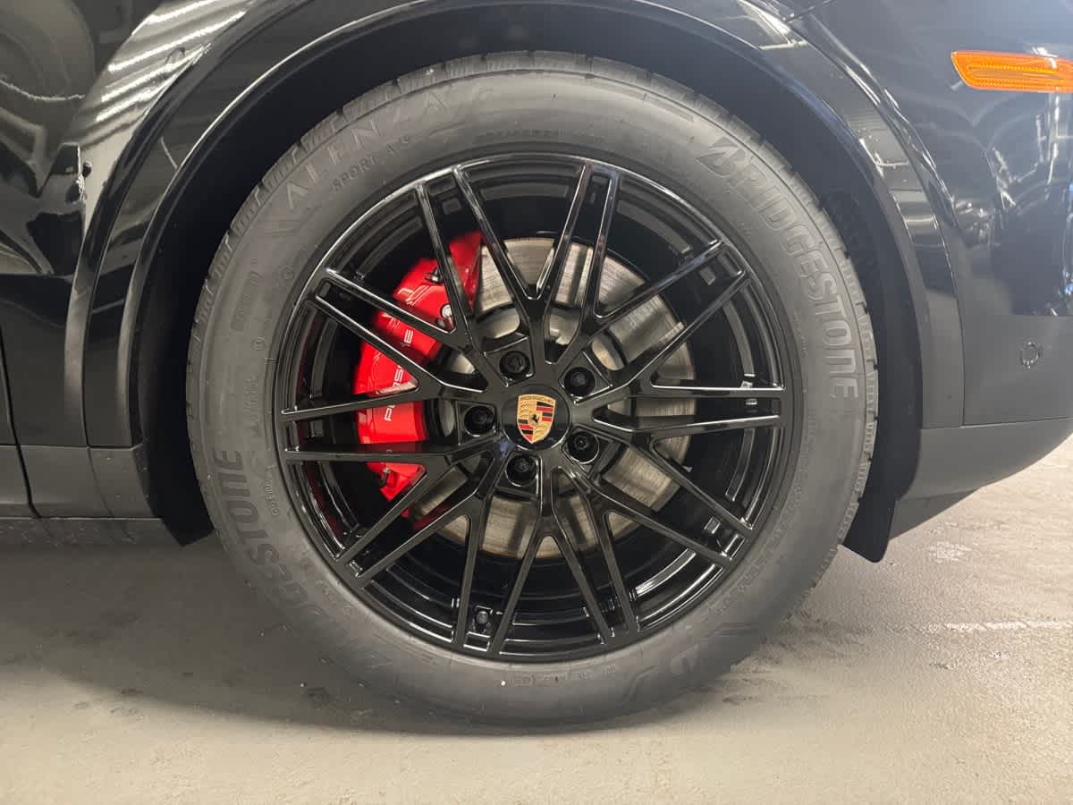 new 2026 Porsche Cayenne car
