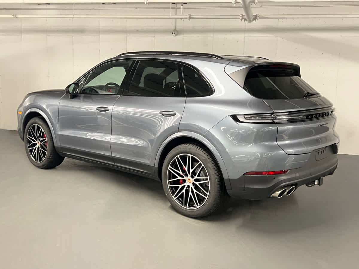 new 2026 Porsche Cayenne car