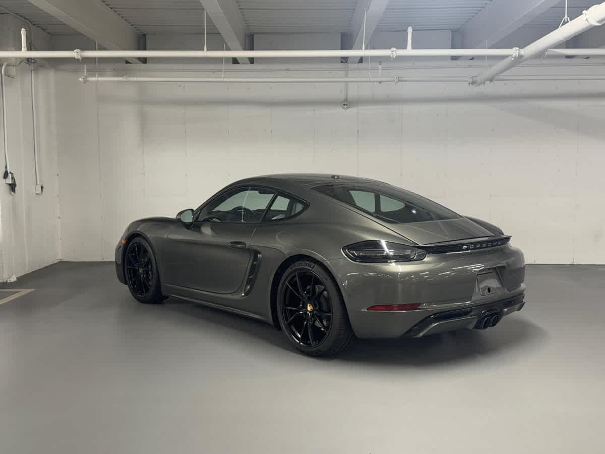 new 2025 Porsche 718 Cayman car