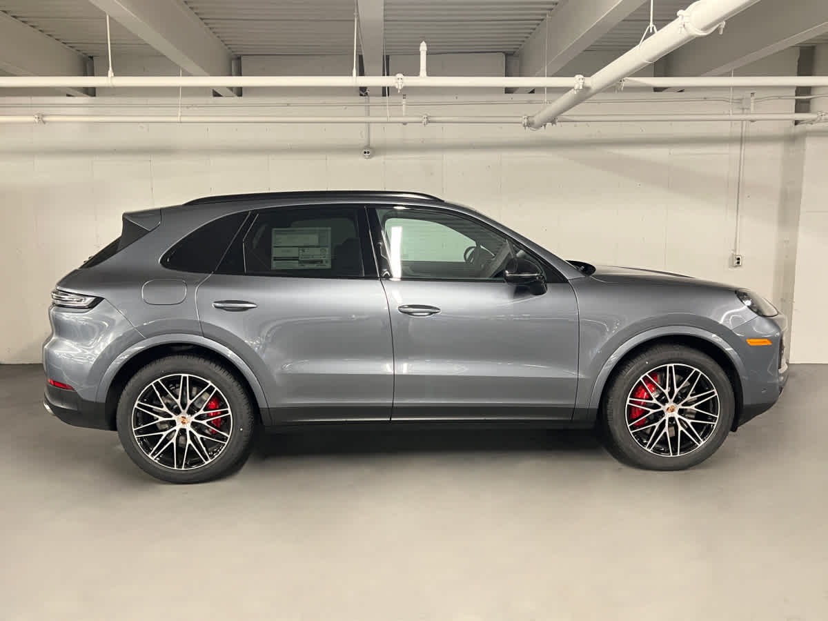 new 2026 Porsche Cayenne car