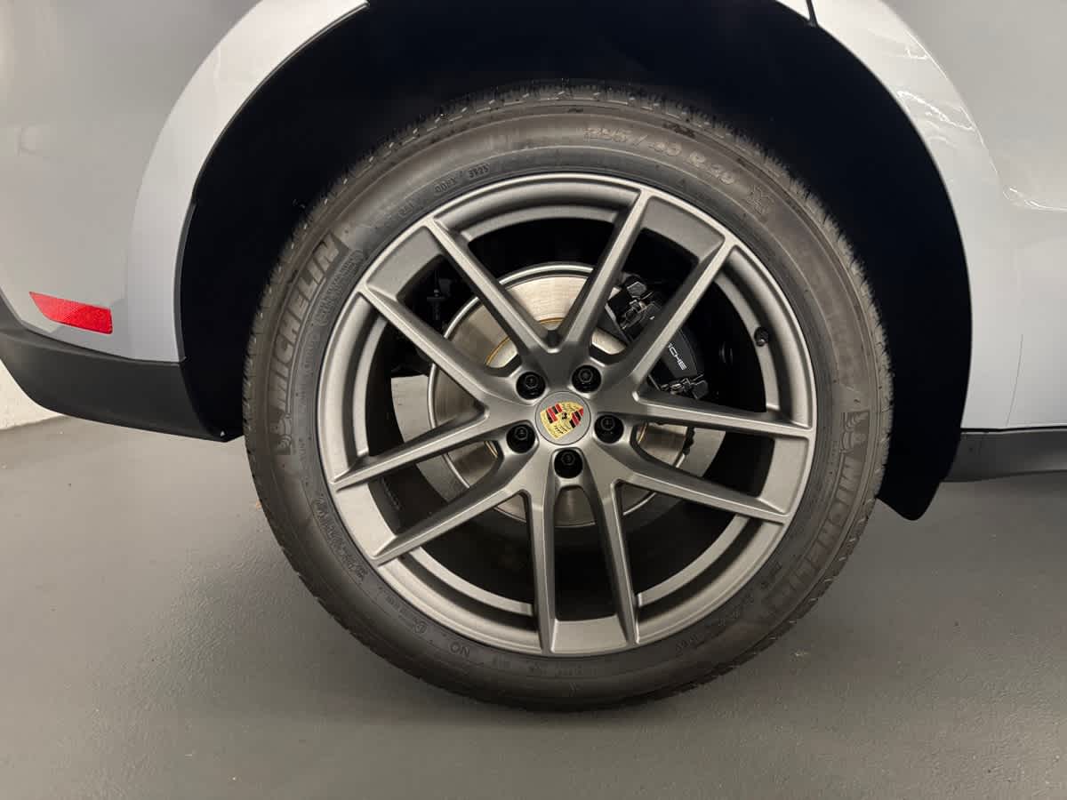 new 2026 Porsche Macan car