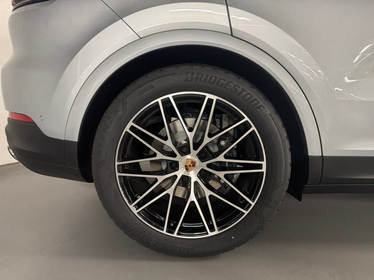 new 2026 Porsche Cayenne car