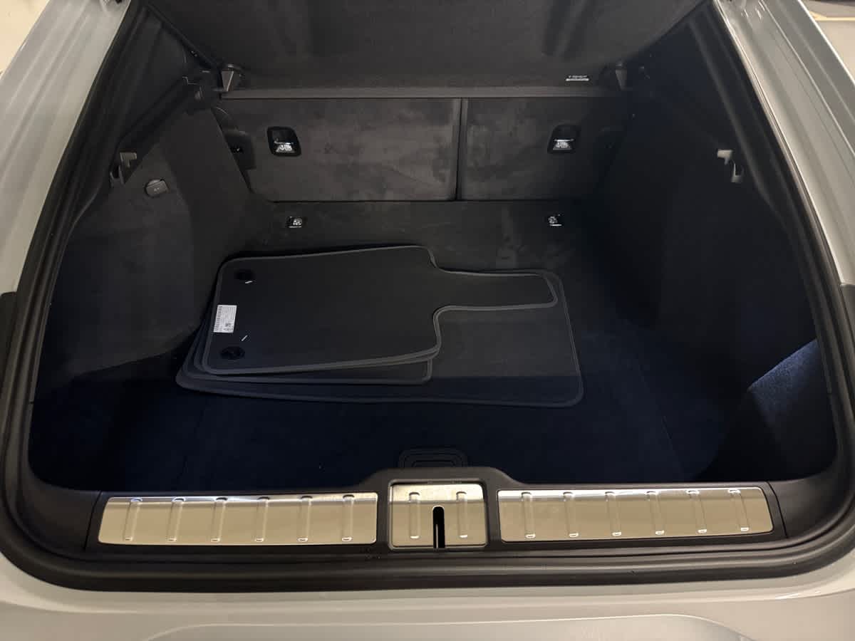 new 2026 Porsche Panamera car