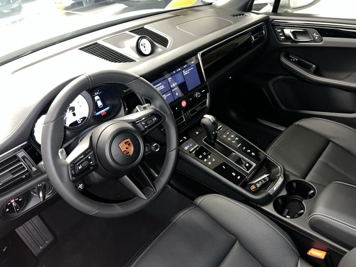 new 2026 Porsche Macan car
