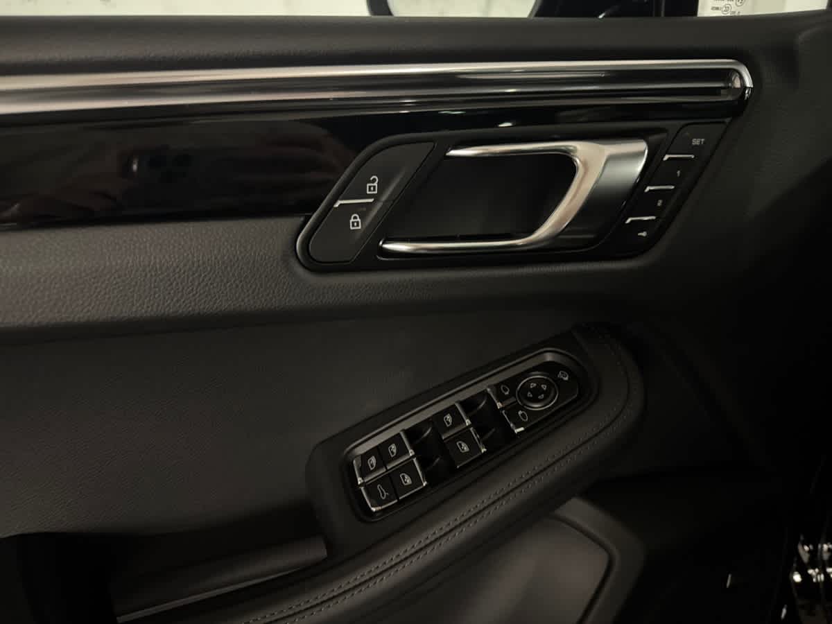 new 2026 Porsche Macan car