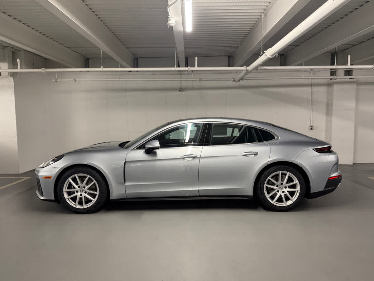 new 2026 Porsche Panamera car