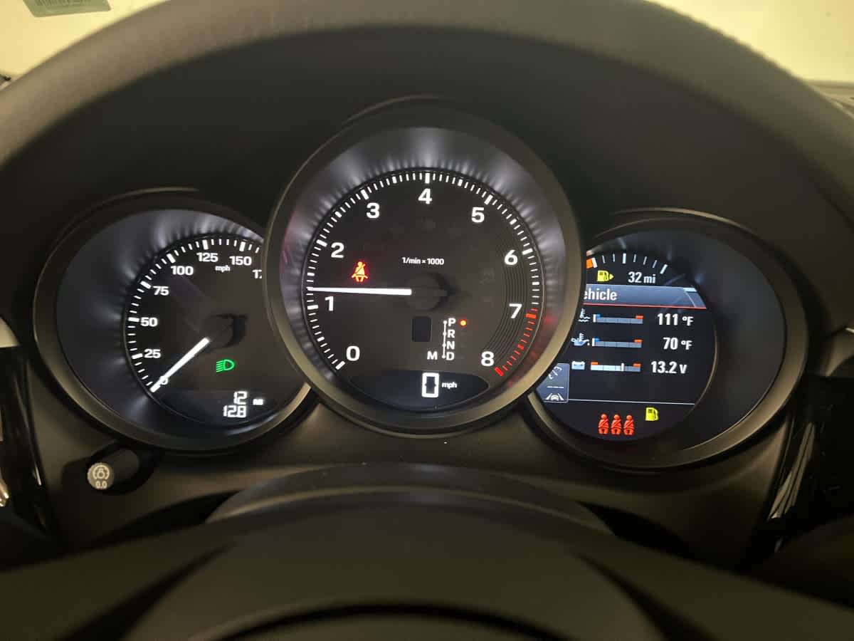 new 2026 Porsche Macan car
