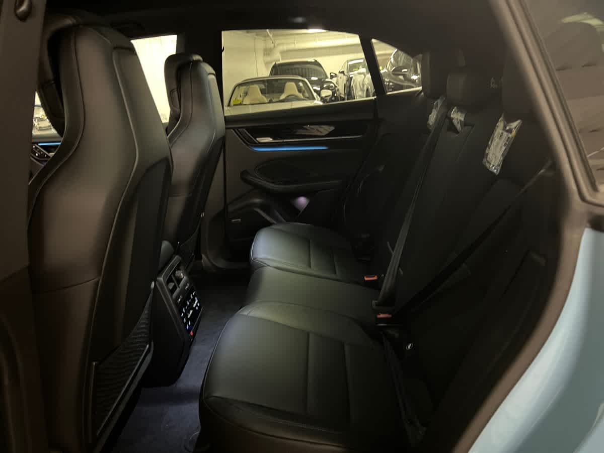 new 2026 Porsche Macan car