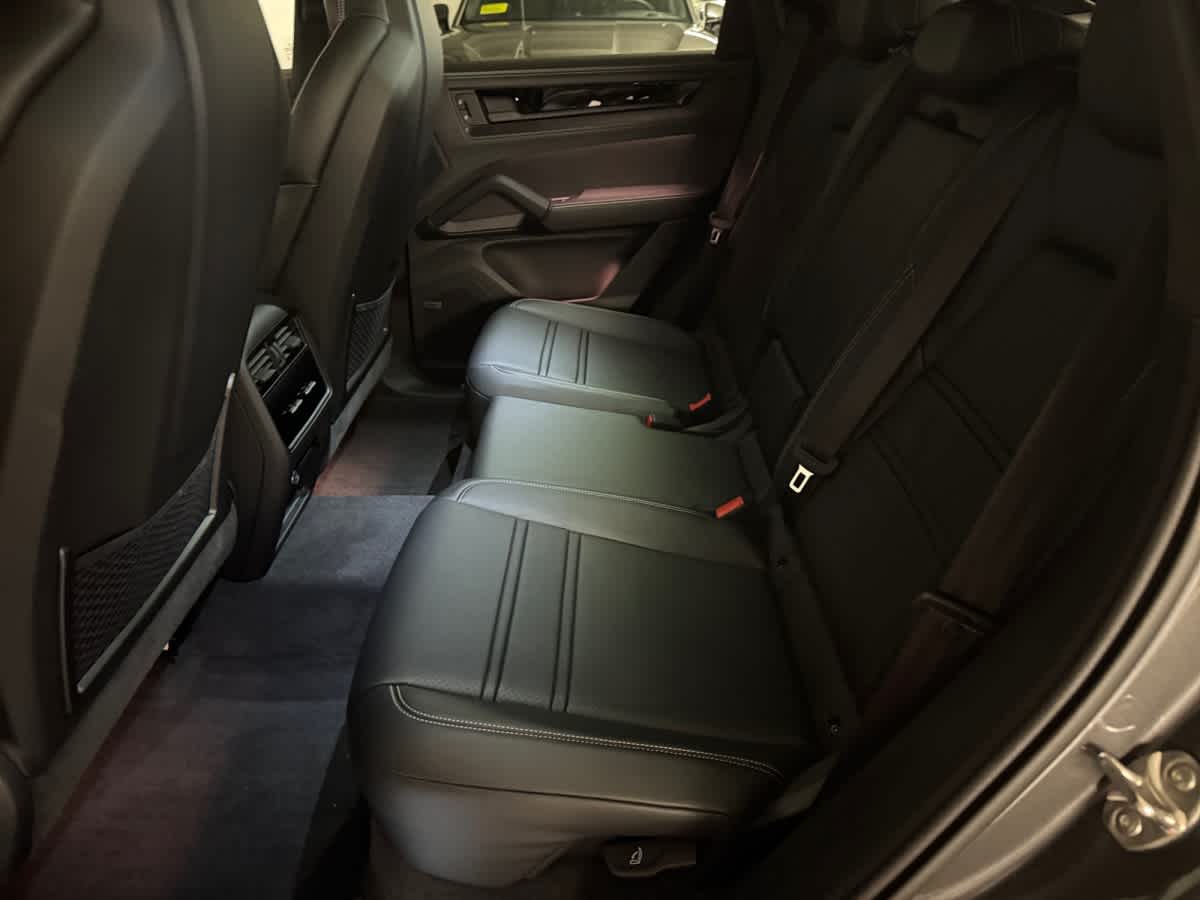 new 2026 Porsche Cayenne car