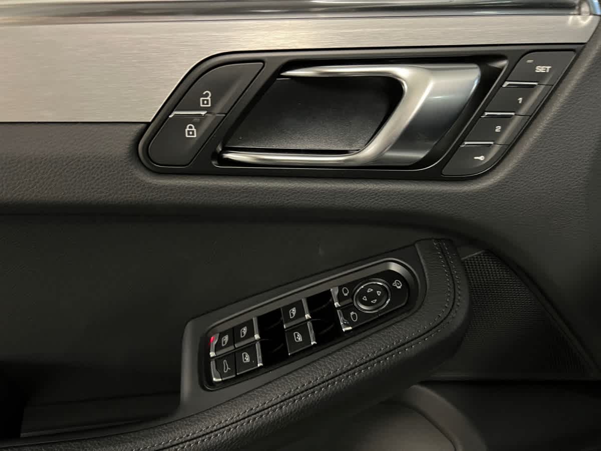 new 2026 Porsche Macan car