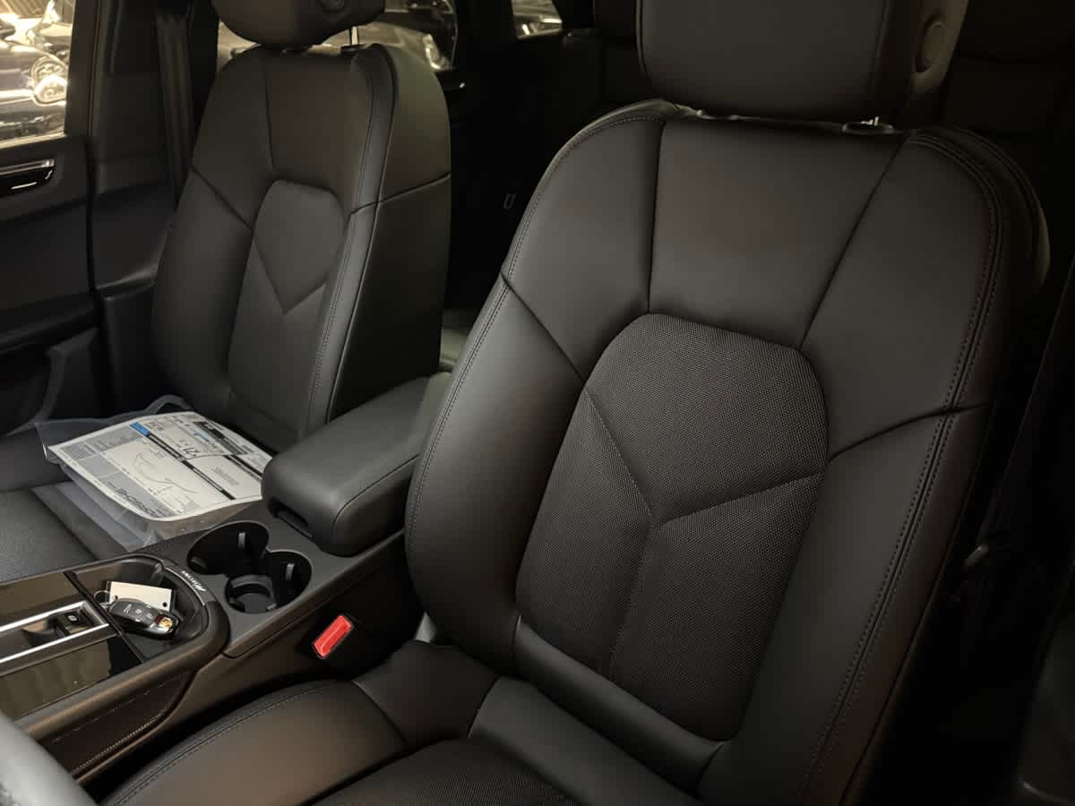 new 2026 Porsche Macan car