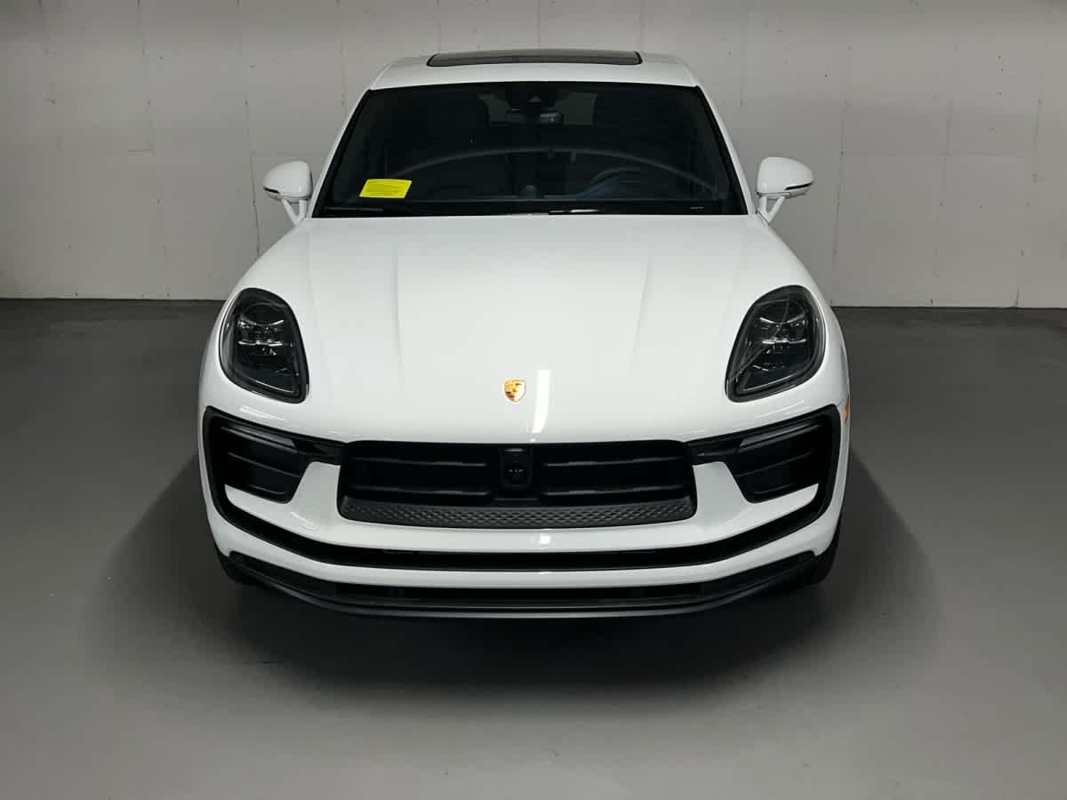 new 2026 Porsche Macan car