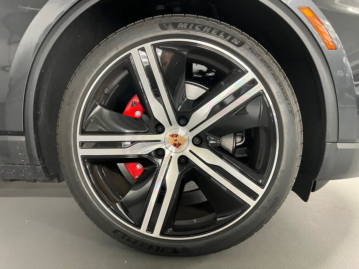 new 2026 Porsche Macan car