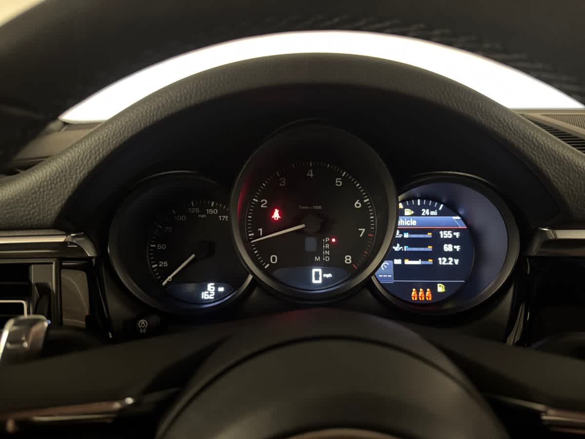 new 2026 Porsche Macan car