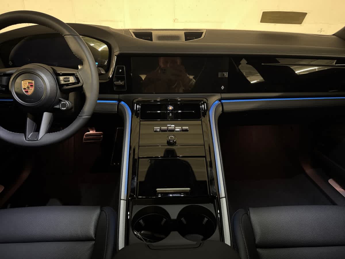 new 2025 Porsche Panamera car