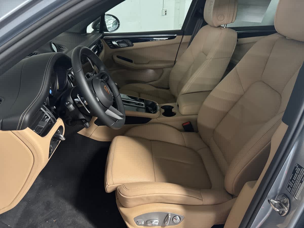 new 2026 Porsche Macan car