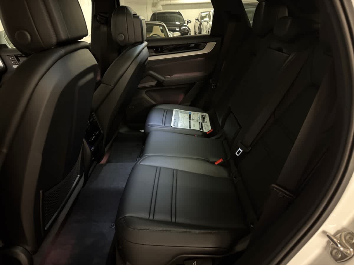 new 2026 Porsche Cayenne car