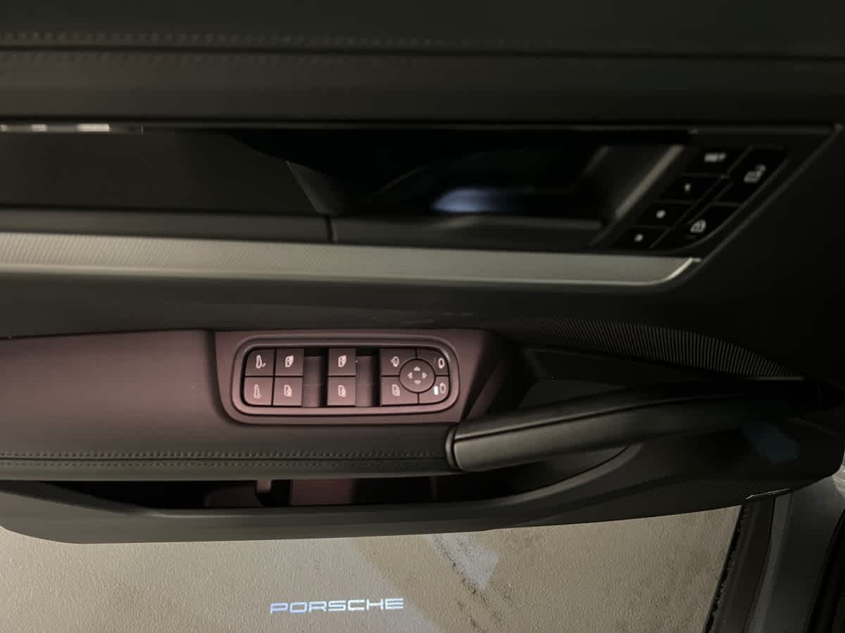 new 2026 Porsche Cayenne car