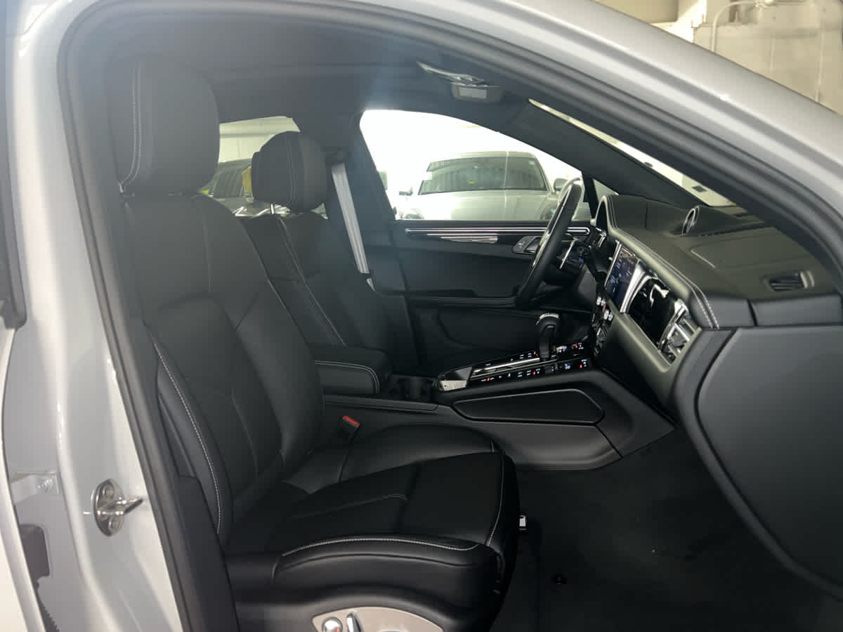 new 2026 Porsche Macan car