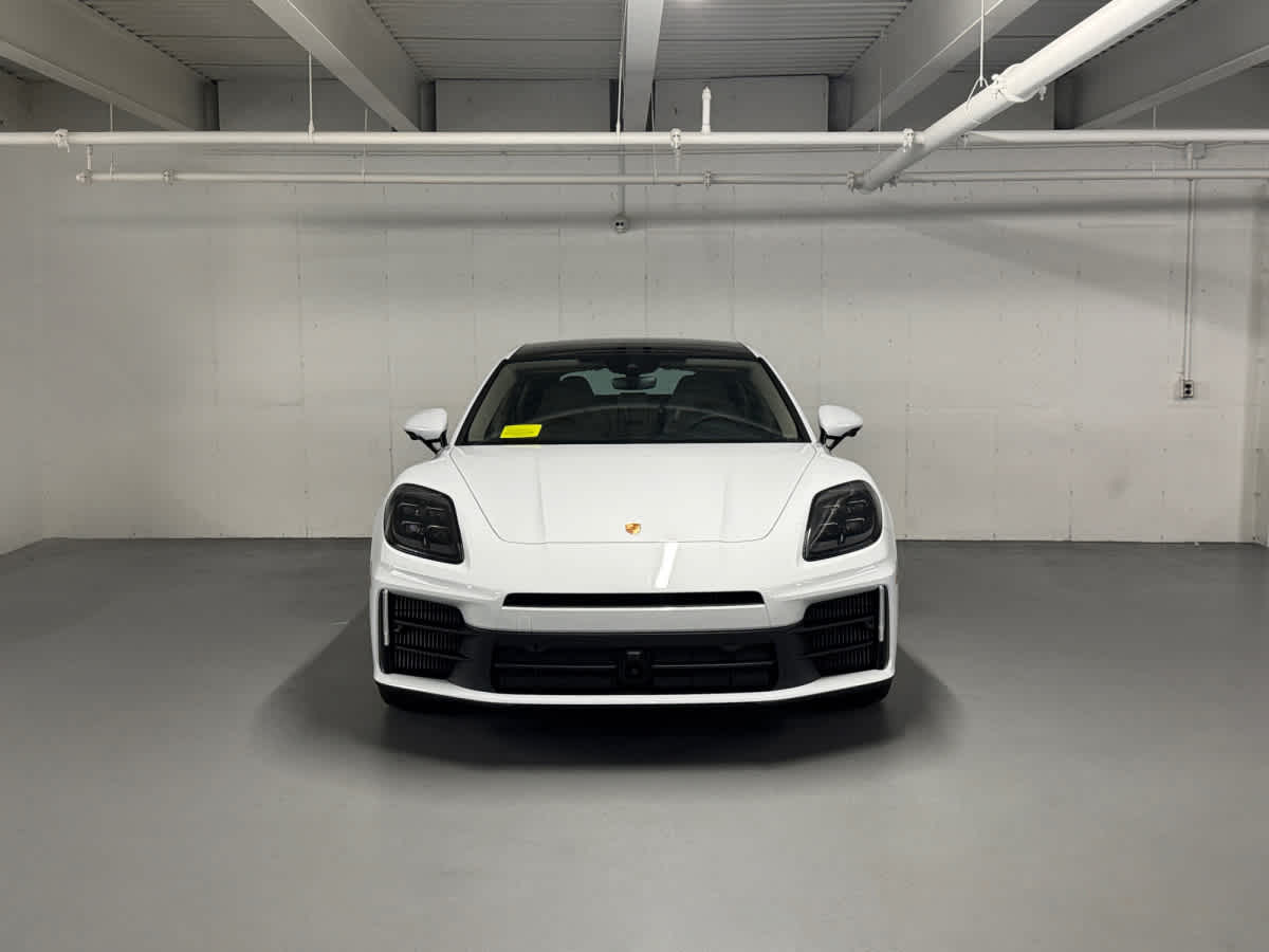 new 2026 Porsche Panamera car