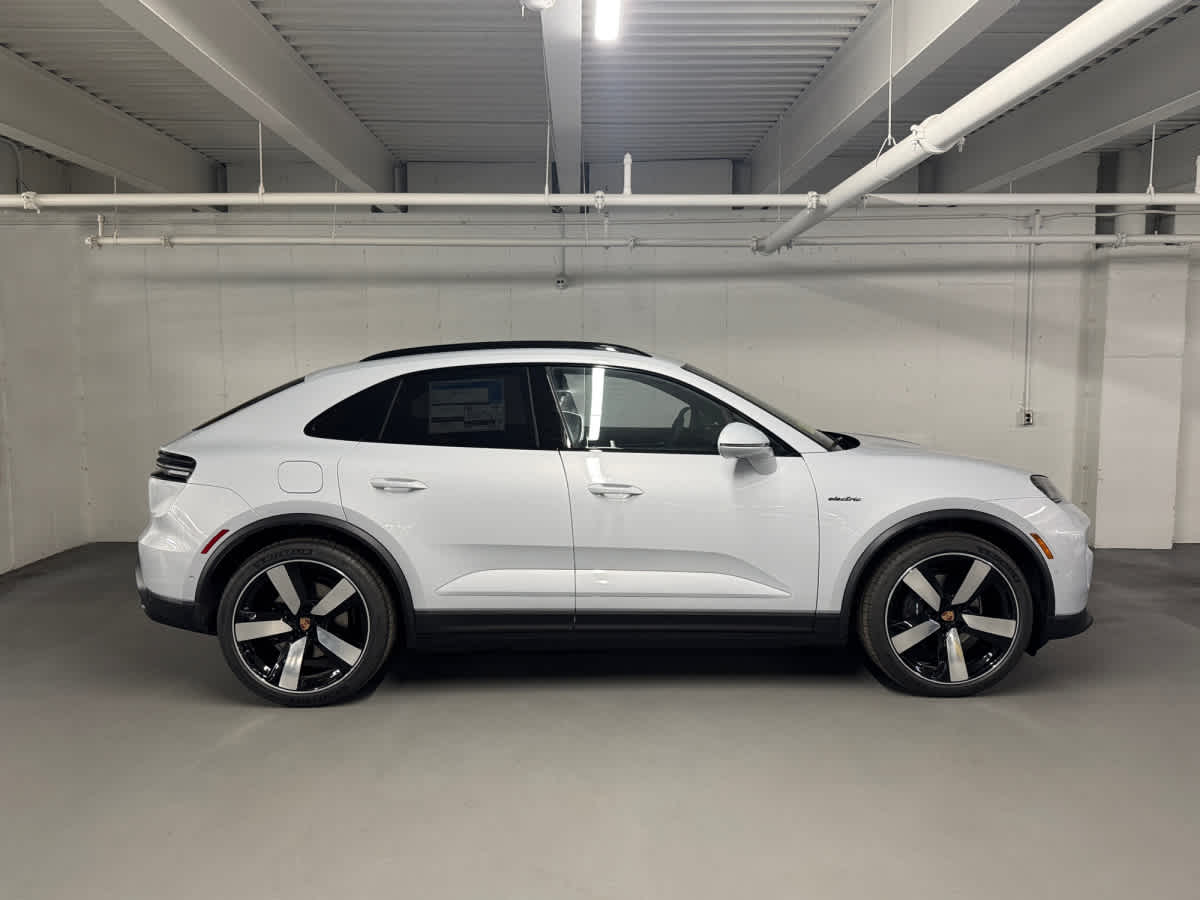 new 2026 Porsche Macan car