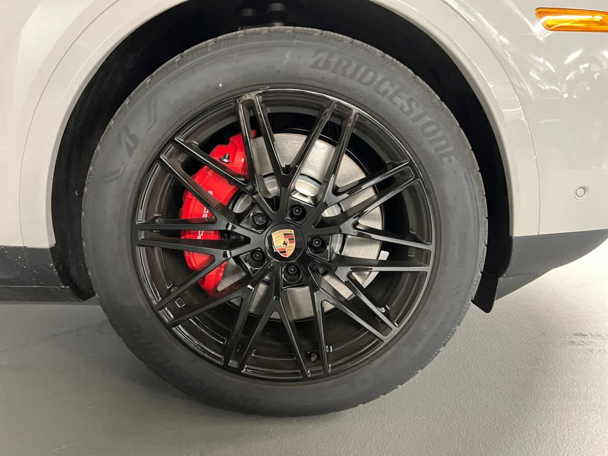 new 2026 Porsche Cayenne car