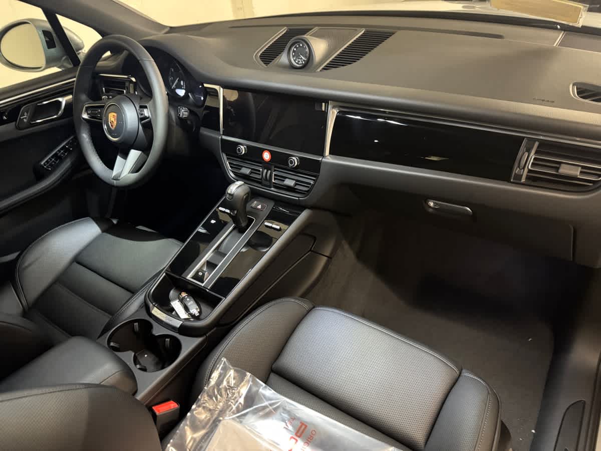 new 2026 Porsche Macan car