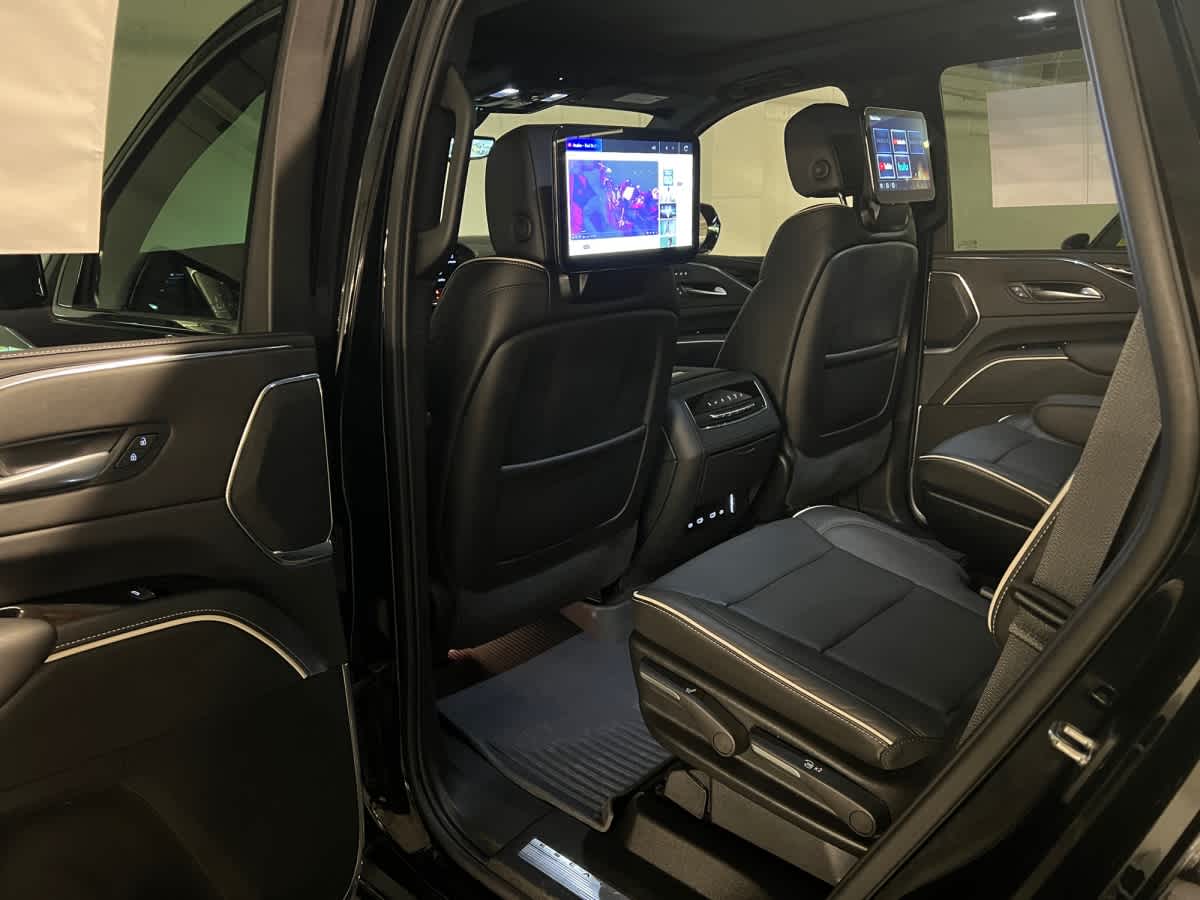 used 2024 Cadillac Escalade car, priced at $82,498
