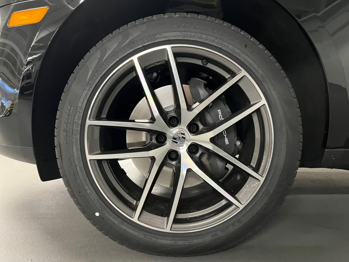 new 2026 Porsche Macan car