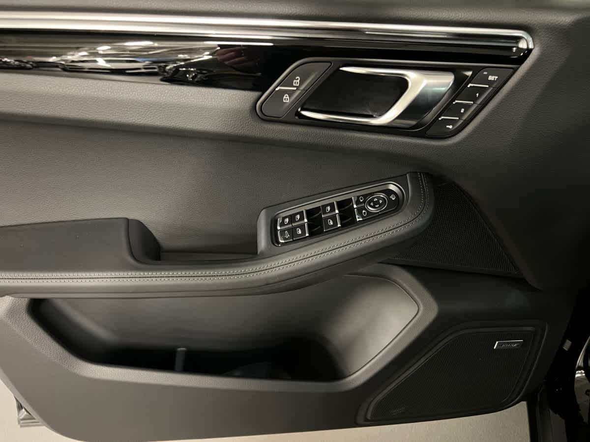 new 2026 Porsche Macan car