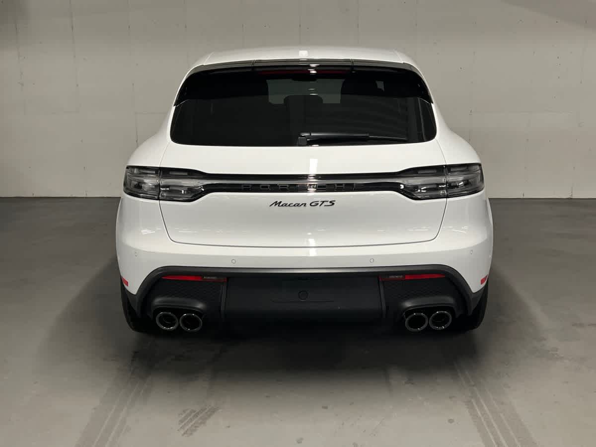 2025 Porsche Macan GTS - Photo 14