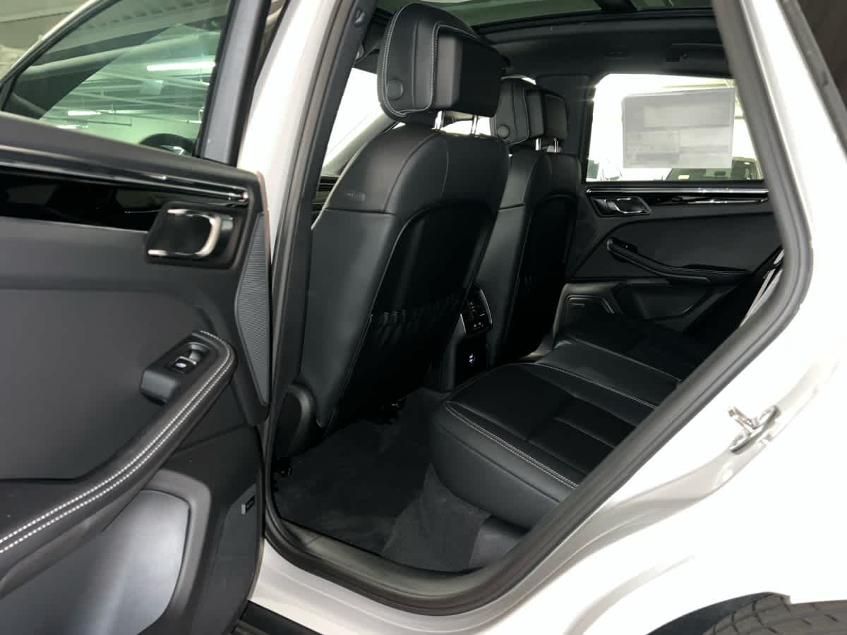 new 2026 Porsche Macan car