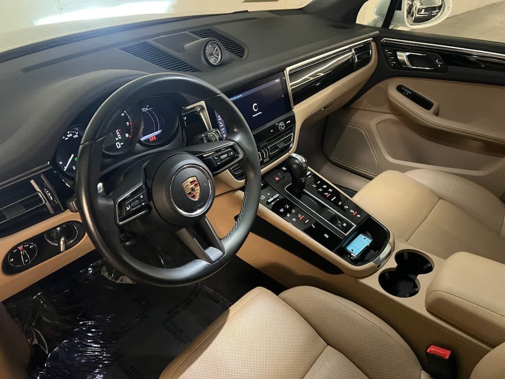 Certified 2023 Porsche Macan SUV